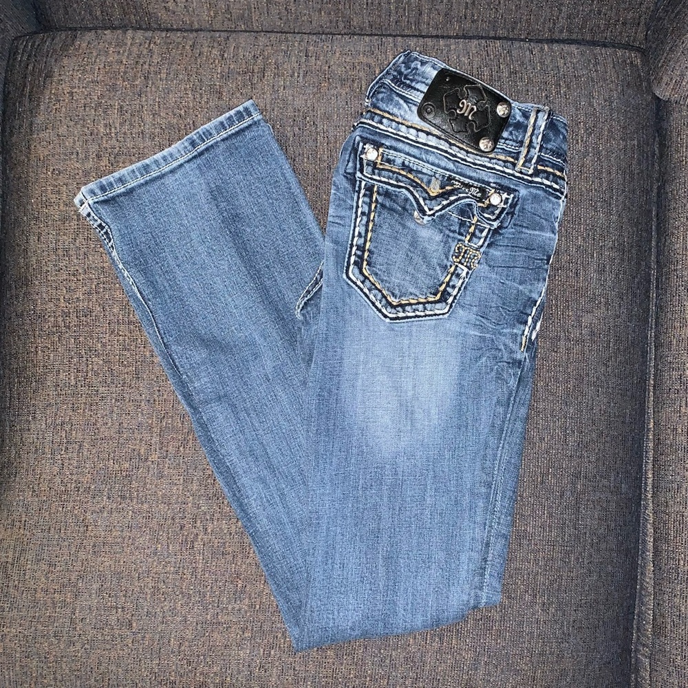 Miss Me Jeans. 32” inseam.